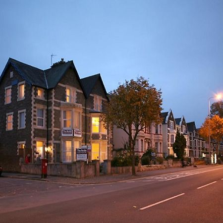 The Avala Guesthouse Cardiff Exteriör bild
